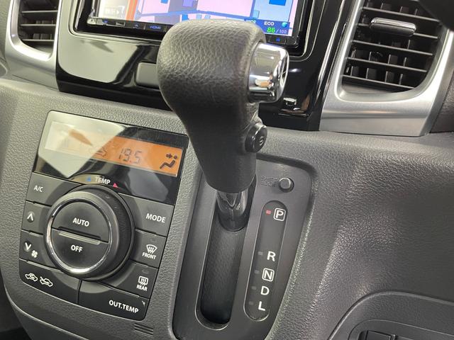 ＴＳ　☆ワンセグＴＶ社外ナビ（ＦＭ／ＡＭ／ＣＤ）　ビルトインＥＴＣ　Ｂカメラ　ＩＳＯＦＩＸ　フォグランプ　エンジンスタートボタン　スマートキー　ＵＳＢ入力端子　純正フロアマット　両側パワスラ　横滑り防止装置(21枚目)