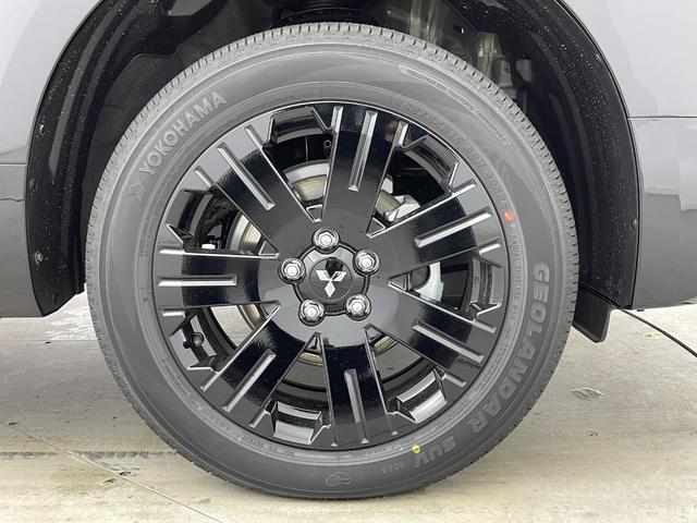 デリカＤ：５ シャモニー　登録済未使用車　バックカメラ　ハーフレザーシート　パワーシート　シートヒーター　ハンドルヒーター　衝突被害軽減システム　レーダークルーズコントロール　横滑り防止装置　ブラインドスポットモニター　ＬＥＤ（59枚目）
