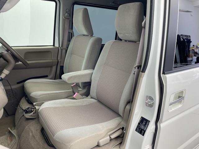 ＮＶ１００クリッパーリオ Ｅ　４ＷＤ　ポータブルナビ　ワンセグＴＶ　ＡＭ／ＦＭ／ＣＤ／ＵＳＢ／ＡＵＸプレイヤー　純正ＡＷ付きサマータイヤ積込　片側パワースライドドア　シートヒーター　社外１３インチＡＷ　リモコンキー　スペアキー有（27枚目）