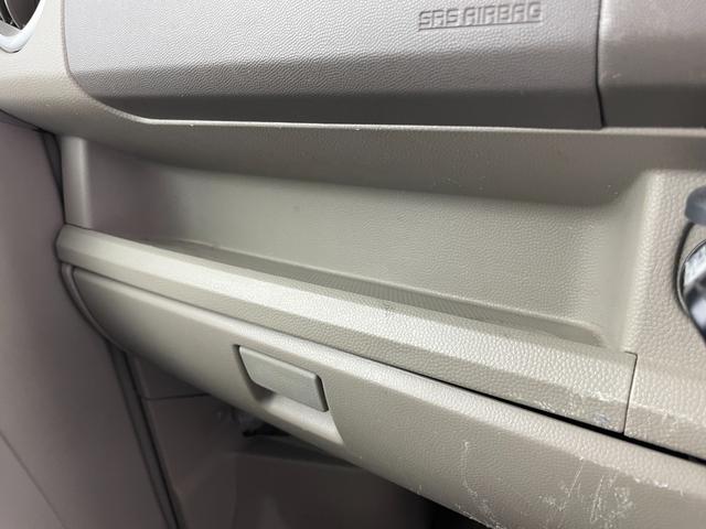 ＮＶ１００クリッパーリオ Ｅ　４ＷＤ　ポータブルナビ　ワンセグＴＶ　ＡＭ／ＦＭ／ＣＤ／ＵＳＢ／ＡＵＸプレイヤー　純正ＡＷ付きサマータイヤ積込　片側パワースライドドア　シートヒーター　社外１３インチＡＷ　リモコンキー　スペアキー有（28枚目）