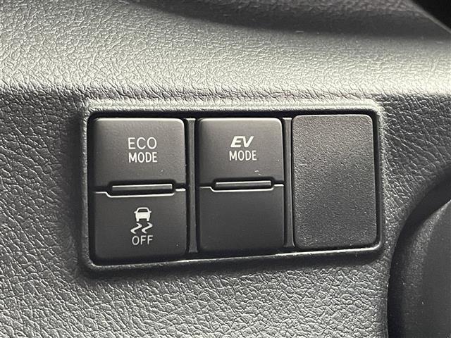 シエンタ ハイブリッド　ファンベースＧ　１オーナー　純正９型ナビ　フルセグＴＶ　ｂｌｕｅｔｏｏｔｈ　全周囲カメラ　ビルトインＥＴＣ　両側パワスラ　前席シートヒーター　ステアリングヒーター　衝突防止　レーンキープ　先行車発進告知　ＬＥＤ（15枚目）