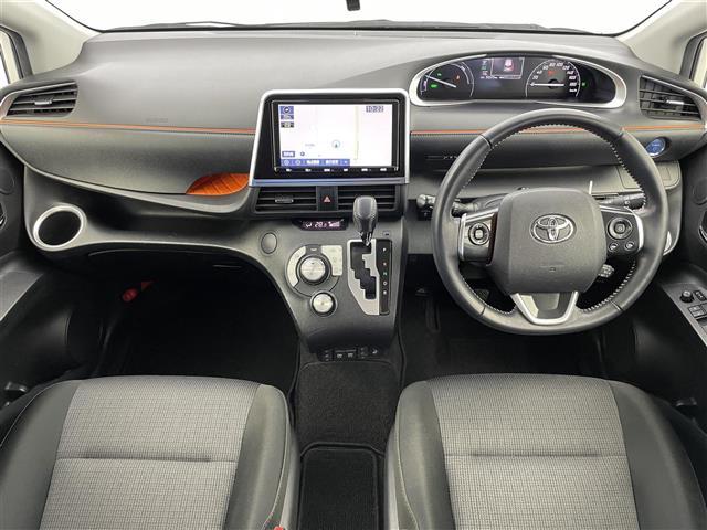 シエンタ ハイブリッド　ファンベースＧ　１オーナー　純正９型ナビ　フルセグＴＶ　ｂｌｕｅｔｏｏｔｈ　全周囲カメラ　ビルトインＥＴＣ　両側パワスラ　前席シートヒーター　ステアリングヒーター　衝突防止　レーンキープ　先行車発進告知　ＬＥＤ（42枚目）