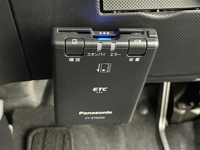 ライズ Ｇ　純正９型ディスプレイオーディオ　バックカメラ　シートヒーター　衝突被害軽減システム　コーナーセンサー　横滑り防止装置　純正アルミホイール　純正フロアマット　オートＬＥＤライト　オートマチックハイビーム（3枚目）