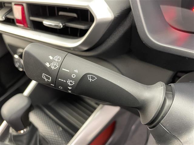ライズ Ｇ　純正９型ディスプレイオーディオ　バックカメラ　シートヒーター　衝突被害軽減システム　コーナーセンサー　横滑り防止装置　純正アルミホイール　純正フロアマット　オートＬＥＤライト　オートマチックハイビーム（9枚目）