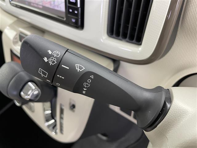 ムーヴキャンバス Ｘリミテッドメイクアップ　ＳＡＩＩ　社外ナビ　バックカメラ　ドライブレコーダー　両側パワースライドドア　衝突被害軽減システム　横滑り防止装置　アイドリングストップ　社外アルミホイール付冬タイヤ有　オートハロゲンライト　スマートキー（9枚目）