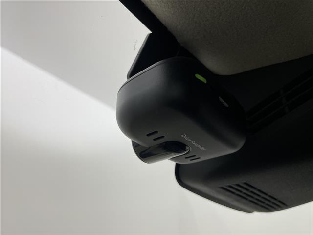 ジムニー XC 純正8型ナビ バックカメラ ドライブレコーダー ETC 衝突被害軽減システム クルーズコントロール レーンキープアシスト横滑り防止装置 純正アルミホイール 純正フロアマット ステアリングスイッチ(4枚目)