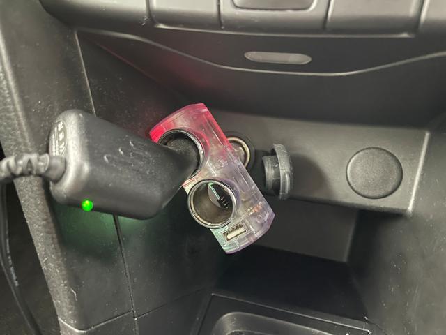 スイフト XG 社外メモリーナビ(AVIC-RZ102) ワンセグTV bluetooth バックカメラ ドライブレコーダー スマートキー スペアキー 社外マット ドアバイザー 横滑防止装置 保証書 取扱説明書(16枚目)