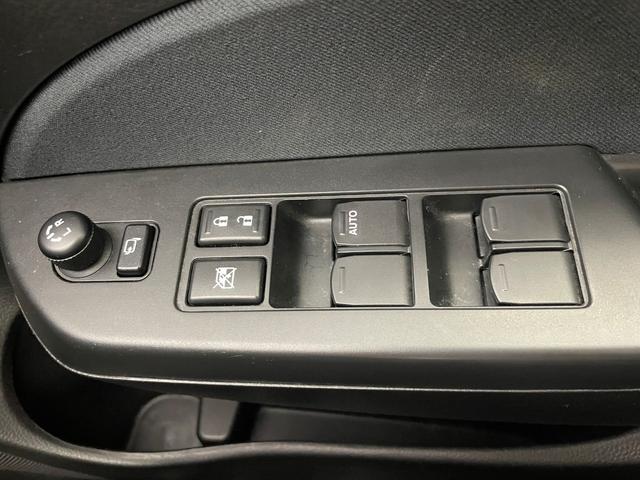 スイフト XG 社外メモリーナビ(AVIC-RZ102) ワンセグTV bluetooth バックカメラ ドライブレコーダー スマートキー スペアキー 社外マット ドアバイザー 横滑防止装置 保証書 取扱説明書(21枚目)