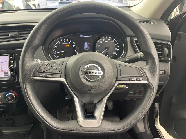 エクストレイル 20S Vセレクション 純正ナビ バックカメラ ETC 衝突被害軽減システム 横滑り防止装置 アイドリングストップ オートLEDライト 純正アルミホイール 純正フロアマット ミラーヒーター ダウンヒルアシストコントロール(10枚目)