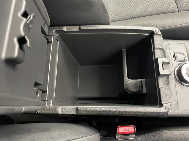 エクストレイル 20S Vセレクション 純正ナビ バックカメラ ETC 衝突被害軽減システム 横滑り防止装置 アイドリングストップ オートLEDライト 純正アルミホイール 純正フロアマット ミラーヒーター ダウンヒルアシストコントロール(27枚目)