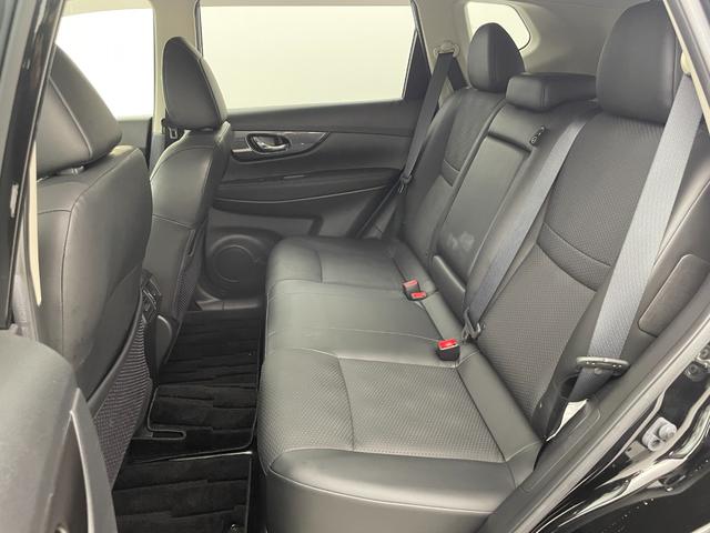 エクストレイル 20S Vセレクション 純正ナビ バックカメラ ETC 衝突被害軽減システム 横滑り防止装置 アイドリングストップ オートLEDライト 純正アルミホイール 純正フロアマット ミラーヒーター ダウンヒルアシストコントロール(34枚目)