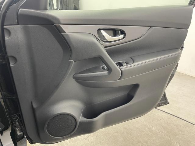 エクストレイル 20S Vセレクション 純正ナビ バックカメラ ETC 衝突被害軽減システム 横滑り防止装置 アイドリングストップ オートLEDライト 純正アルミホイール 純正フロアマット ミラーヒーター ダウンヒルアシストコントロール(41枚目)