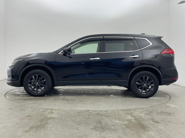 エクストレイル 20S Vセレクション 純正ナビ バックカメラ ETC 衝突被害軽減システム 横滑り防止装置 アイドリングストップ オートLEDライト 純正アルミホイール 純正フロアマット ミラーヒーター ダウンヒルアシストコントロール(45枚目)