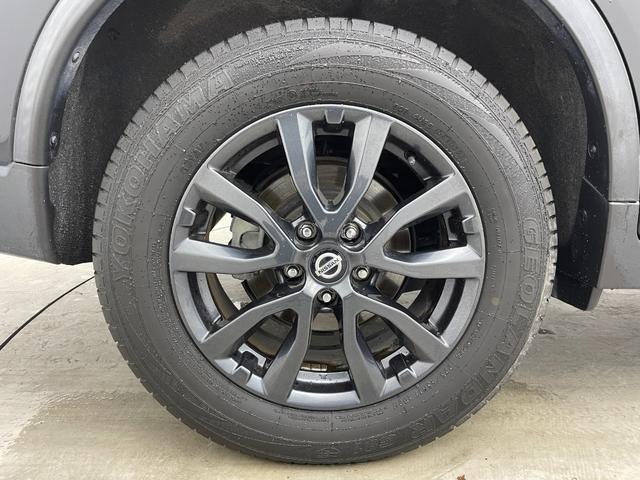 エクストレイル 20S Vセレクション 純正ナビ バックカメラ ETC 衝突被害軽減システム 横滑り防止装置 アイドリングストップ オートLEDライト 純正アルミホイール 純正フロアマット ミラーヒーター ダウンヒルアシストコントロール(60枚目)