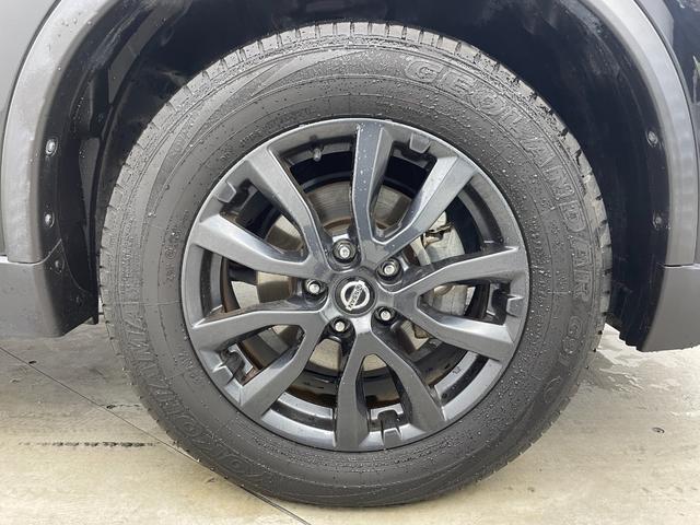 エクストレイル 20S Vセレクション 純正ナビ バックカメラ ETC 衝突被害軽減システム 横滑り防止装置 アイドリングストップ オートLEDライト 純正アルミホイール 純正フロアマット ミラーヒーター ダウンヒルアシストコントロール(61枚目)