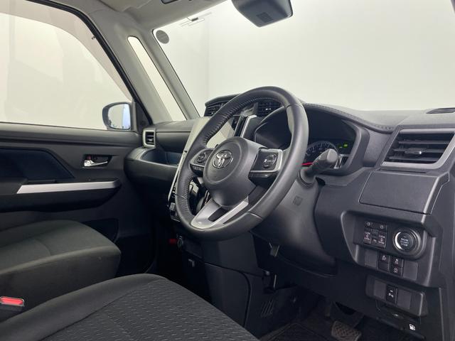 ルーミー カスタムＧ　純正９型ディスプレイオーディオ　バックカメラ　両側パワースライドドア　衝突被害軽減システム　レーダークルーズコントロール　コーナーセンサー　横滑り防止装置　純正アルミホイール　オートＬＥＤライト（21枚目）