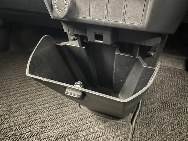 ルーミー カスタムＧ　純正９型ディスプレイオーディオ　バックカメラ　両側パワースライドドア　衝突被害軽減システム　レーダークルーズコントロール　コーナーセンサー　横滑り防止装置　純正アルミホイール　オートＬＥＤライト（24枚目）