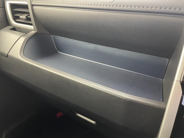 ルーミー カスタムＧ　純正９型ディスプレイオーディオ　バックカメラ　両側パワースライドドア　衝突被害軽減システム　レーダークルーズコントロール　コーナーセンサー　横滑り防止装置　純正アルミホイール　オートＬＥＤライト（29枚目）