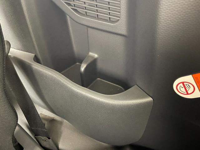 ルーミー カスタムＧ　純正９型ディスプレイオーディオ　バックカメラ　両側パワースライドドア　衝突被害軽減システム　レーダークルーズコントロール　コーナーセンサー　横滑り防止装置　純正アルミホイール　オートＬＥＤライト（37枚目）