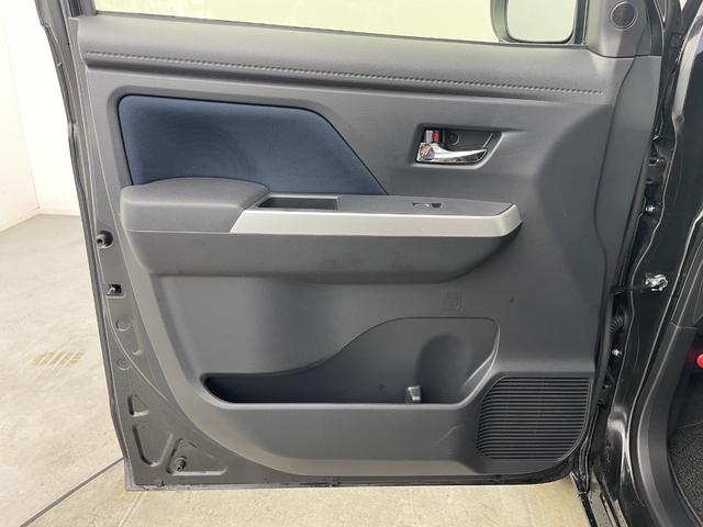 ルーミー カスタムＧ　純正９型ディスプレイオーディオ　バックカメラ　両側パワースライドドア　衝突被害軽減システム　レーダークルーズコントロール　コーナーセンサー　横滑り防止装置　純正アルミホイール　オートＬＥＤライト（42枚目）