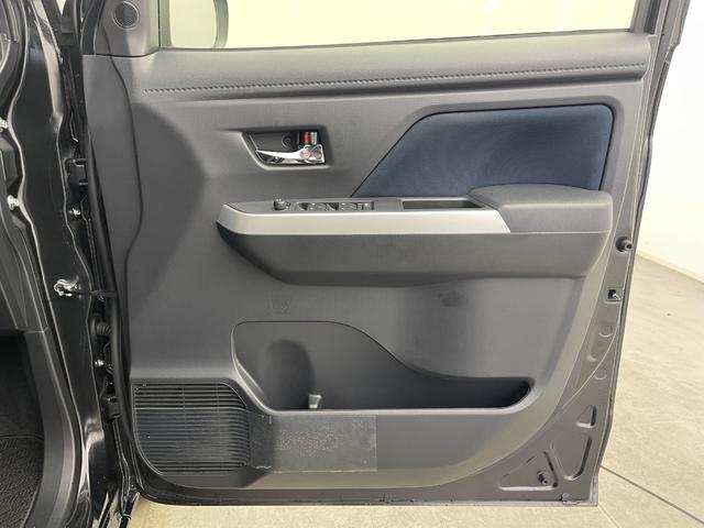 ルーミー カスタムＧ　純正９型ディスプレイオーディオ　バックカメラ　両側パワースライドドア　衝突被害軽減システム　レーダークルーズコントロール　コーナーセンサー　横滑り防止装置　純正アルミホイール　オートＬＥＤライト（43枚目）