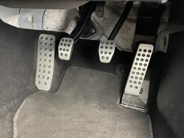 ロードスター Ｓレザーパッケージ　純正ナビ（ＣＤ　ＤＶＤ　フルセグＴＶ　ＢＴ　ＣａｒＰｌａｙ）バックカメラ　コーナーセンサー　ＥＴＣ　黒革　シートヒーター　ドラレコ（ＨＤＲ－３５２ＧＨ）衝突軽減　ＢＳＭシステム　アダプティブＬＥＤ（36枚目）