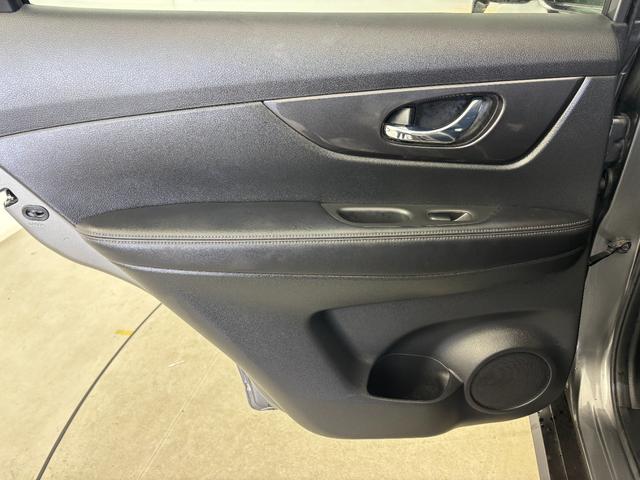 エクストレイル 20S 4WD 純正ナビ フルセグTV バックカメラ エマージェンシーブレーキ クリアランスソナー オートライト 横滑り防止装置 カプロンシート ドライブレコーダー スマートキー プッシュスタート 取扱説明書(41枚目)