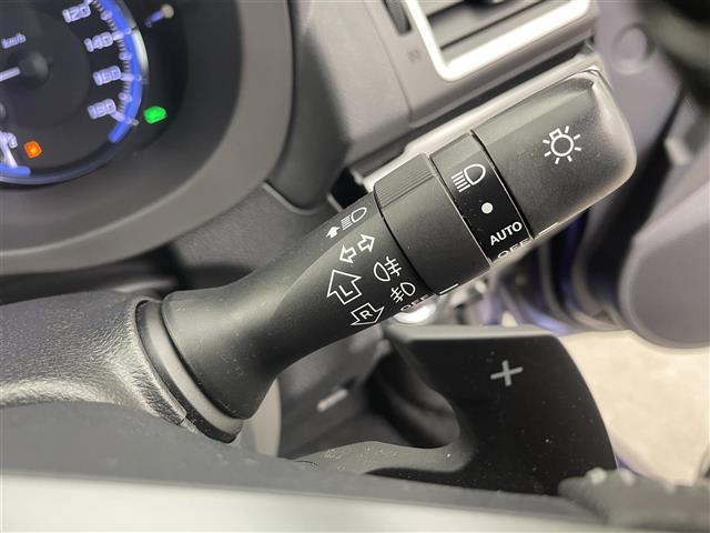 レヴォーグ １．６ＧＴ－Ｓアイサイト　プラウドエディション　４ＷＤ　社外ナビ　バック／サイドカメラ　衝突被害軽減ブレーキ　アダプティブクルーズコントロール　レーンキープアシスト　オートＬＥＤライト　ブラインドスポットモニター　ダウンヒルアシストコントロール（15枚目）