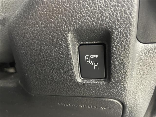 レヴォーグ １．６ＧＴ－Ｓアイサイト　プラウドエディション　４ＷＤ　社外ナビ　バック／サイドカメラ　衝突被害軽減ブレーキ　アダプティブクルーズコントロール　レーンキープアシスト　オートＬＥＤライト　ブラインドスポットモニター　ダウンヒルアシストコントロール（17枚目）