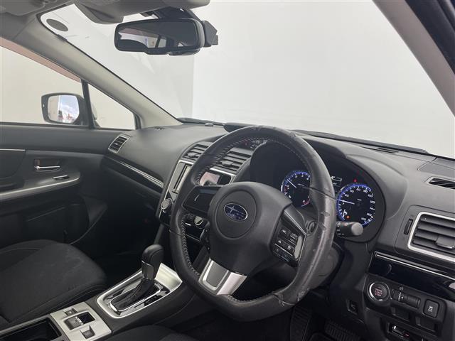 レヴォーグ １．６ＧＴ－Ｓアイサイト　プラウドエディション　４ＷＤ　社外ナビ　バック／サイドカメラ　衝突被害軽減ブレーキ　アダプティブクルーズコントロール　レーンキープアシスト　オートＬＥＤライト　ブラインドスポットモニター　ダウンヒルアシストコントロール（18枚目）