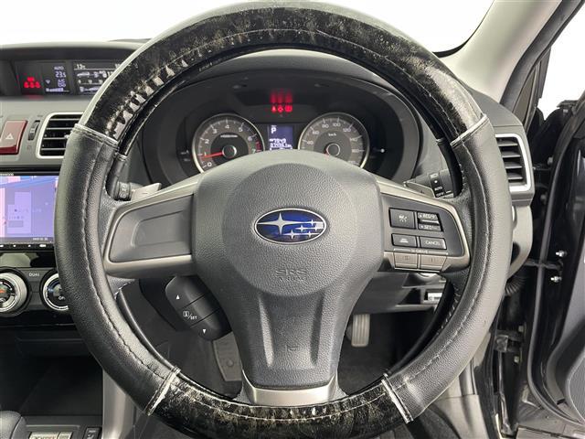 フォレスター 2.0i-L アイサイト 純正SDナビ フルセグTV Bluetooth バックカメラ レーダークルコン アイサイト ETC ドライブレコーダー 革巻きステアリング パワーシート シートヒーター プリクラッシュセーフティ(7枚目)