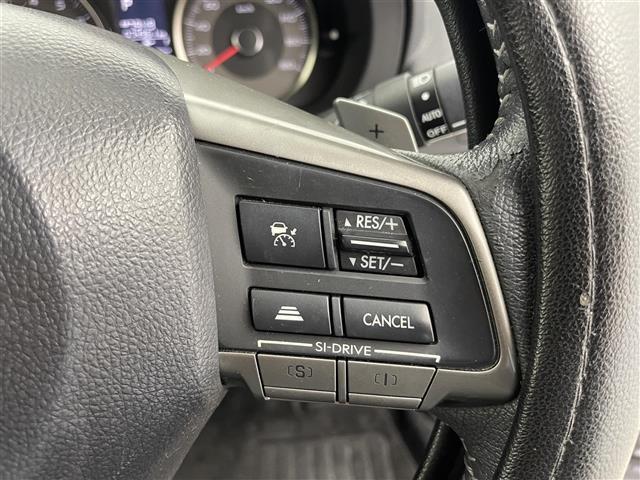 フォレスター 2.0i-L アイサイト 純正SDナビ フルセグTV Bluetooth バックカメラ レーダークルコン アイサイト ETC ドライブレコーダー 革巻きステアリング パワーシート シートヒーター プリクラッシュセーフティ(8枚目)