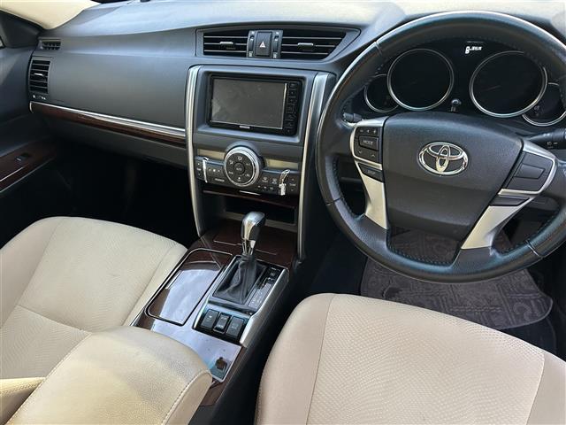 マークX 250G 社外ナビ フルセグTV バックカメラ 社外AW付き冬タイヤ積込 オートHIDヘッドライト コーナーセンサー前後 横滑り防止装置 ドライブレコーダー前後 デジタルインナーミラー 運転席パワーシート(2枚目)