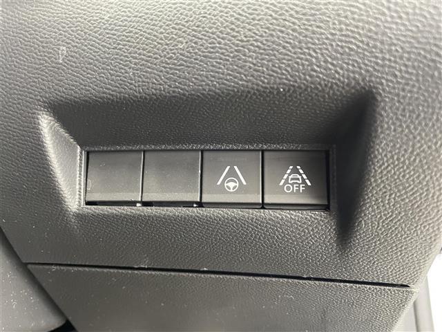 208 GT 純正ナビ アラウンドビューモニター 衝突被害軽減ブレーキ アダプティブクルーズコントロール レーンキープアシスト オートLEDヘッドライト クリアランスソナー ハーフレザーシート 前席シートヒーター(15枚目)