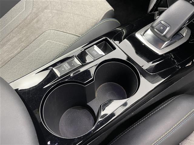 208 GT 純正ナビ アラウンドビューモニター 衝突被害軽減ブレーキ アダプティブクルーズコントロール レーンキープアシスト オートLEDヘッドライト クリアランスソナー ハーフレザーシート 前席シートヒーター(28枚目)