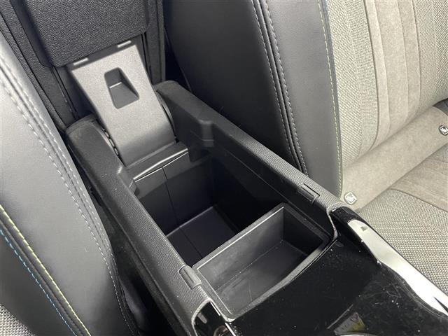 208 GT 純正ナビ アラウンドビューモニター 衝突被害軽減ブレーキ アダプティブクルーズコントロール レーンキープアシスト オートLEDヘッドライト クリアランスソナー ハーフレザーシート 前席シートヒーター(29枚目)