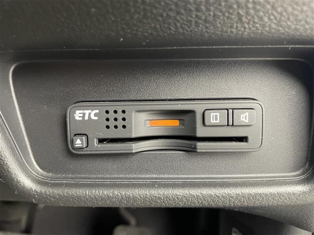 オデッセイ アブソルート・２０ｔｈアニバーサリーパッケージ　純正ナビ　バックカメラ　ドライブレコーダー　ＥＴＣ　両側パワースライドドア　ハーフレザー　衝突被害軽減システム　レーダークルーズコントロール　純正アルミホイール　純正フロアマット　オートＬＥＤライト（3枚目）