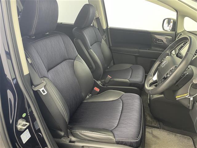 オデッセイ アブソルート・２０ｔｈアニバーサリーパッケージ　純正ナビ　バックカメラ　ドライブレコーダー　ＥＴＣ　両側パワースライドドア　ハーフレザー　衝突被害軽減システム　レーダークルーズコントロール　純正アルミホイール　純正フロアマット　オートＬＥＤライト（19枚目）