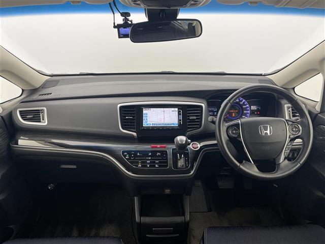 オデッセイ アブソルート・２０ｔｈアニバーサリーパッケージ　純正ナビ　バックカメラ　ドライブレコーダー　ＥＴＣ　両側パワースライドドア　ハーフレザー　衝突被害軽減システム　レーダークルーズコントロール　純正アルミホイール　純正フロアマット　オートＬＥＤライト（42枚目）