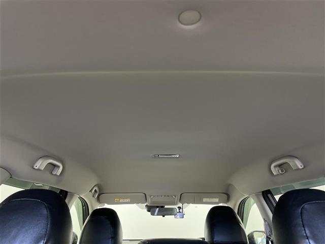 エクストレイル ２０Ｘ　エマージェンシーブレーキパッケージ　社外ナビ　バックカメラ　ドライブレコーダー　ＥＴＣ　衝突被害軽減システム　横滑り防止装置　アイドリングストップ　純正アルミホイール　純正フロアマット　オートＬＥＤライト　コーナーセンサー　スマートキー（33枚目）