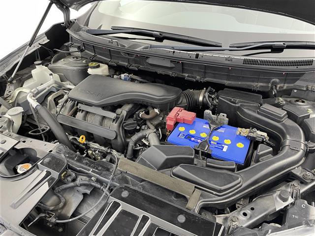 エクストレイル ２０Ｘ　エマージェンシーブレーキパッケージ　社外ナビ　バックカメラ　ドライブレコーダー　ＥＴＣ　衝突被害軽減システム　横滑り防止装置　アイドリングストップ　純正アルミホイール　純正フロアマット　オートＬＥＤライト　コーナーセンサー　スマートキー（40枚目）