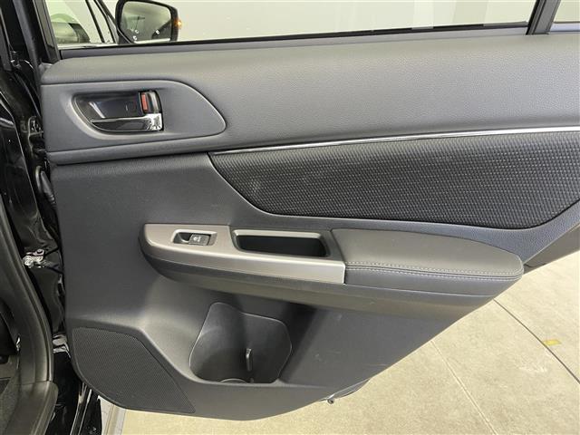 レヴォーグ １．６ＧＴアイサイト　純正ナビ　バックカメラ　ドライブレコーダー　ＥＴＣ　衝突被害軽減システム　レーダークルーズコントロール　横滑り防止装置　アイドリングストップ　純正フロアマット　電子パーキング　オートＬＥＤライト（28枚目）