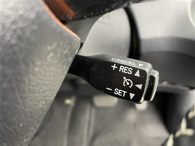 シエンタ ファンベースG クエロ ワンオーナー 純正SDナビ BT フルセグTV バックカメラ 社外AW付き冬タイヤ積込 両側パワースライドドア 衝突軽減システム クルコン レーンキープアシスト コーナーセンサー オートハイビーム(12枚目)