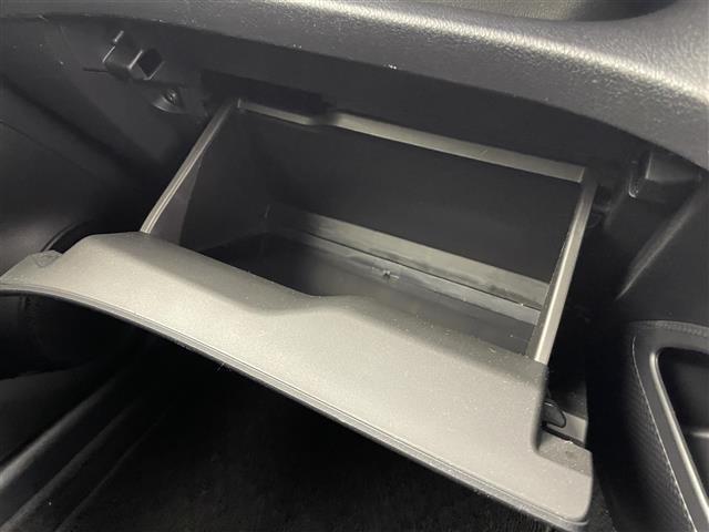 シエンタ ファンベースG クエロ ワンオーナー 純正SDナビ BT フルセグTV バックカメラ 社外AW付き冬タイヤ積込 両側パワースライドドア 衝突軽減システム クルコン レーンキープアシスト コーナーセンサー オートハイビーム(30枚目)