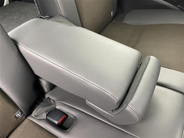 シエンタ ファンベースG クエロ ワンオーナー 純正SDナビ BT フルセグTV バックカメラ 社外AW付き冬タイヤ積込 両側パワースライドドア 衝突軽減システム クルコン レーンキープアシスト コーナーセンサー オートハイビーム(31枚目)