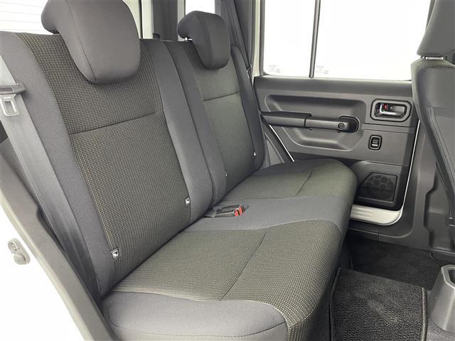 ジムニーノマド FC デュアルカメラブレーキサポート 純正フロアマット 純正ドアバイザー 前後コーナーセンサー LEDヘッドライト オートライト レーンキープアシスト レーダークルーズコントロール シートヒーター スマート(24枚目)