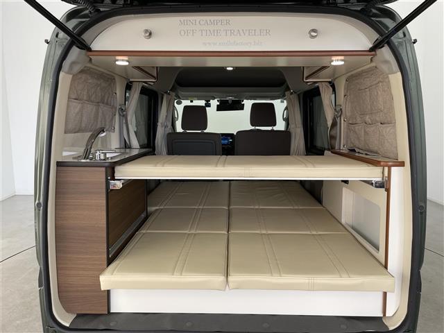 エブリイ ＰＣ　４ＷＤ　キャンピング仕様　純正ディスプレイオーディオ　ＢＴ　バックカメラ　衝突軽減ブレーキ　レーンキープアシスト　オートＬＥＤヘッドライト　リアパーキングセンサー　ＥＴＣ　ドラレコ　シートヒーター（2枚目）