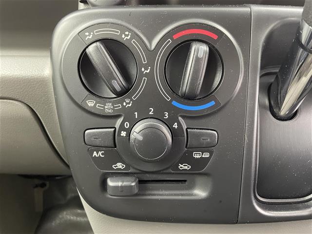 エブリイ ＰＣ　４ＷＤ　キャンピング仕様　純正ディスプレイオーディオ　ＢＴ　バックカメラ　衝突軽減ブレーキ　レーンキープアシスト　オートＬＥＤヘッドライト　リアパーキングセンサー　ＥＴＣ　ドラレコ　シートヒーター（6枚目）