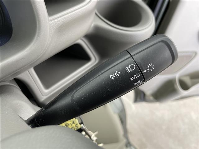 エブリイ ＰＣ　４ＷＤ　キャンピング仕様　純正ディスプレイオーディオ　ＢＴ　バックカメラ　衝突軽減ブレーキ　レーンキープアシスト　オートＬＥＤヘッドライト　リアパーキングセンサー　ＥＴＣ　ドラレコ　シートヒーター（11枚目）