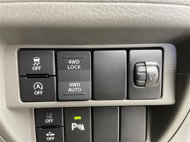 エブリイ ＰＣ　４ＷＤ　キャンピング仕様　純正ディスプレイオーディオ　ＢＴ　バックカメラ　衝突軽減ブレーキ　レーンキープアシスト　オートＬＥＤヘッドライト　リアパーキングセンサー　ＥＴＣ　ドラレコ　シートヒーター（12枚目）